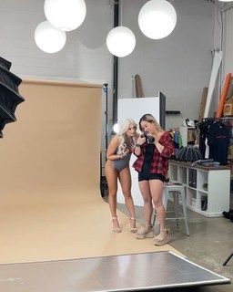 Tiffany Stratton feet photo thumbnail