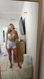 Tiffany Stratton feet photo 20