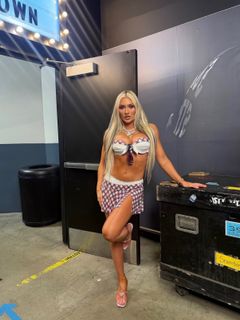 Tiffany Stratton feet photo 3
