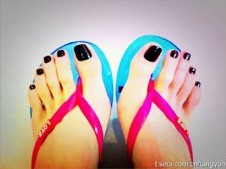 Tiffany Tang feet photo 14