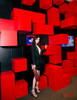 Tiffany Tang feet photo 1