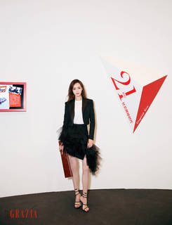 Tiffany Tang feet photo 20