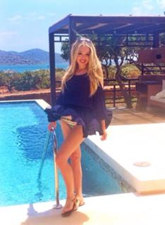 Tiffany Trump feet photo thumbnail