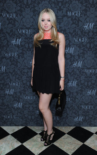 Tiffany Trump feet photo thumbnail