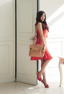 Tiffany Young feet photo 17