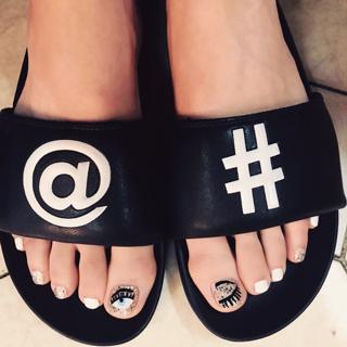 Tiffany Young feet photo 12