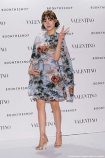 Tiffany Young feet photo 15