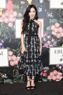 Tiffany Young feet photo 5