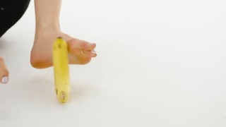 Tiffany Young feet photo 11