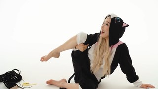Tiffany Young feet photo 2