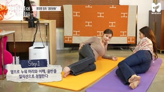 Tiffany Young feet photo 13