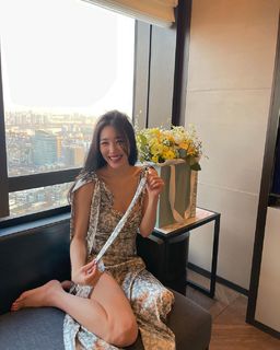 Tiffany Young feet photo 15