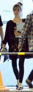Tiffany Young feet photo 14