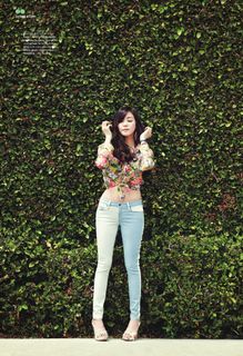 Tiffany Young feet photo 10