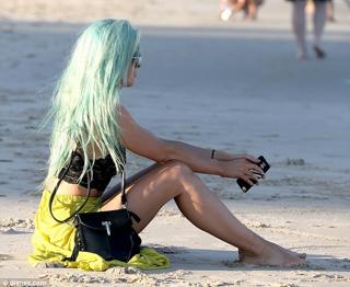 Tigerlily feet photo 4