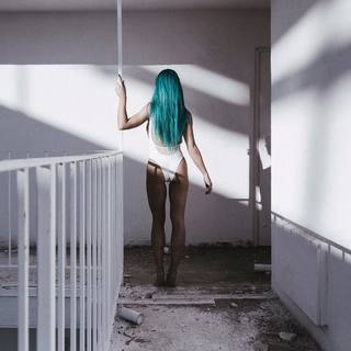 Tigerlily feet photo 12
