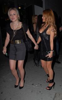 Tila Tequila feet photo thumbnail