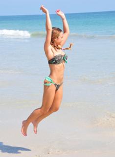 Tila Tequila feet photo thumbnail