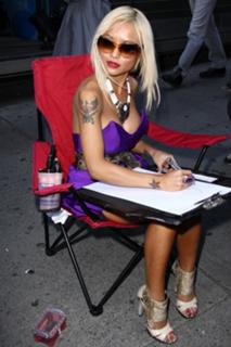Tila Tequila feet photo thumbnail