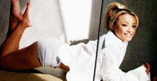 Tila Tequila feet photo thumbnail