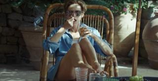 Tilda Swinton feet photo thumbnail