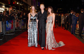 Tilda Swinton feet photo thumbnail