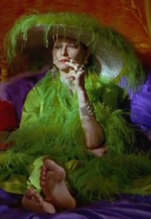 Tilda Swinton feet photo thumbnail