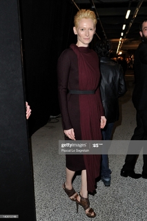 Tilda Swinton feet photo thumbnail