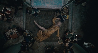 Tilda Swinton feet photo thumbnail