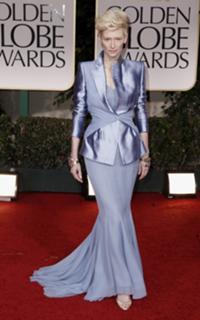 Tilda Swinton feet photo thumbnail