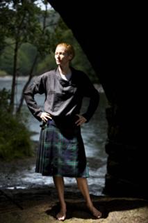 Tilda Swinton feet photo thumbnail