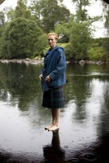 Tilda Swinton feet photo thumbnail