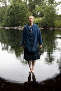 Tilda Swinton feet photo thumbnail