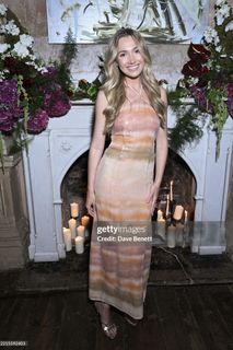 Tilly Keeper feet photo thumbnail