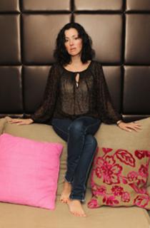 Tina Arena feet photo 5