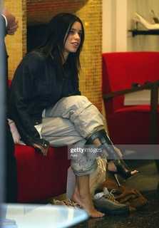 Tina Barrett feet photo 4