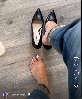 Tina Cervasio feet photo 14