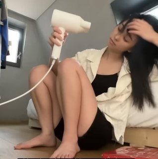 Tina Choi feet photo 6