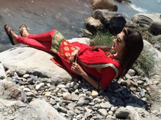 Tina Datta feet photo thumbnail