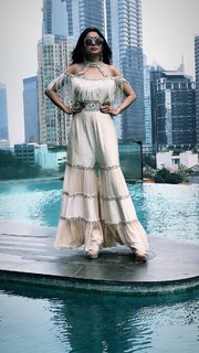 Tina Datta feet photo thumbnail