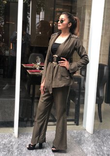 Tina Datta feet photo thumbnail