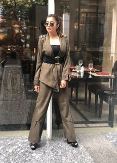 Tina Datta feet photo thumbnail