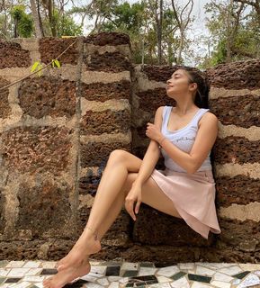 Tina Datta feet photo thumbnail