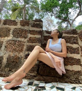 Tina Datta feet photo thumbnail