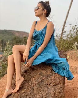 Tina Datta feet photo thumbnail