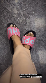 Tina Datta feet photo thumbnail
