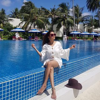 Tina Datta feet photo thumbnail