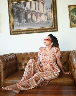 Tina Datta feet photo thumbnail