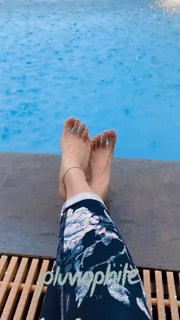 Tina Datta feet photo thumbnail
