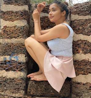 Tina Datta feet photo thumbnail